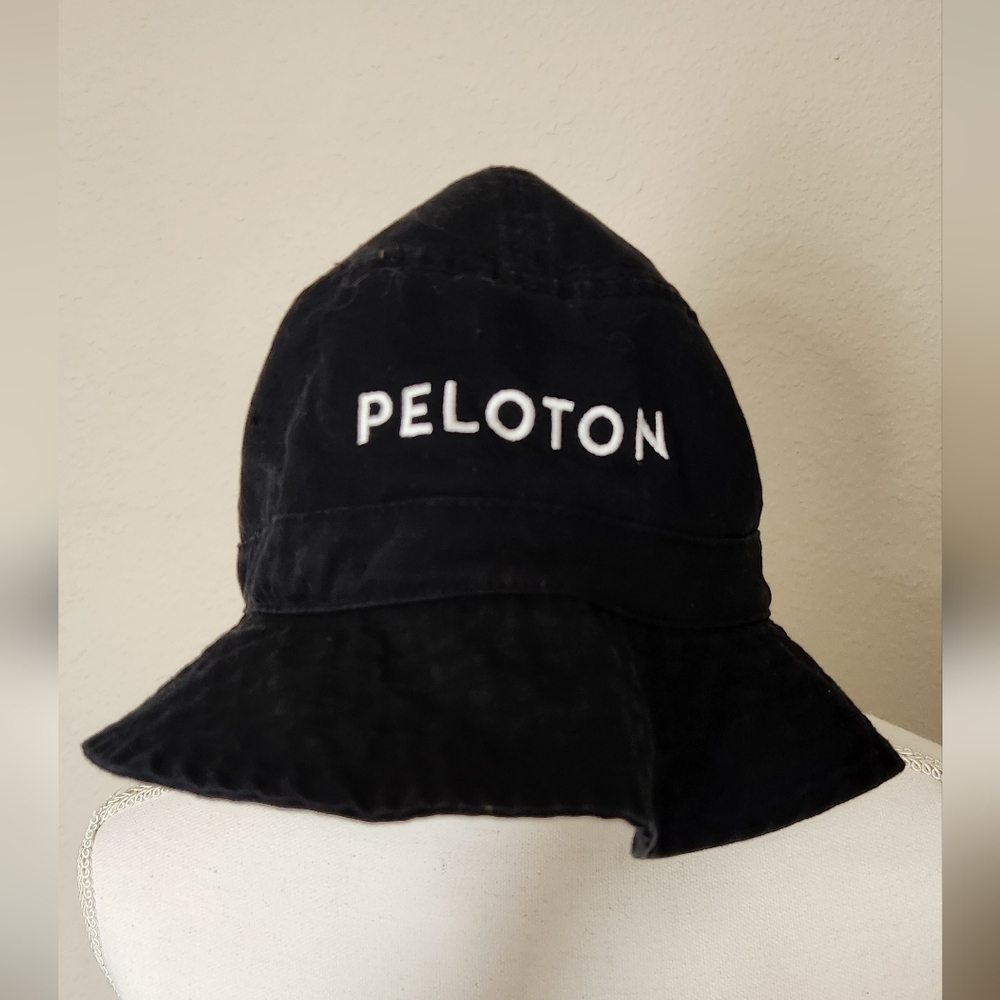 Black Peloton Bucket Hat